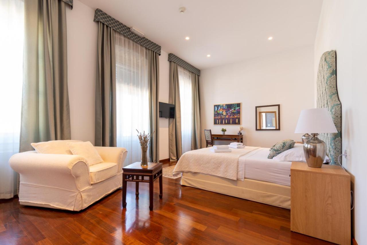 B&B Heritage Villa Apolon Stari Grad  Exterior foto