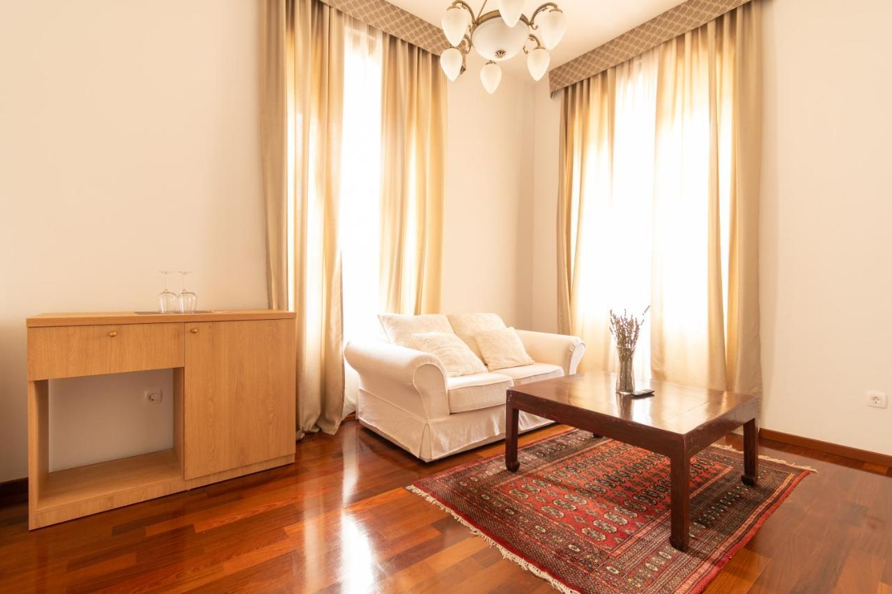 B&B Heritage Villa Apolon Stari Grad  Exterior foto